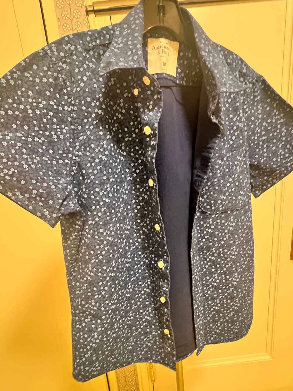 Abercrombie & Fitch Navy Short-Sleeve Button-Up with White Floral Print